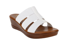 Taelor Wedge Sandals